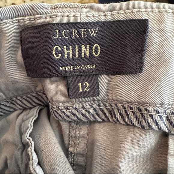 J. Crew CHINO Khaki Shorts Size 12 - Picture 3 of 4